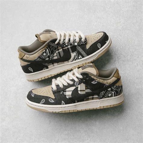 nike sb dunks travis scott|travis scott dunk price.